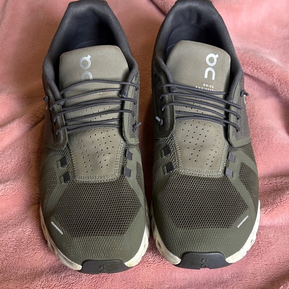 On Running Men's Cloud 6 Athletic Shoes in Olive and Gray - Picture 2 of 6